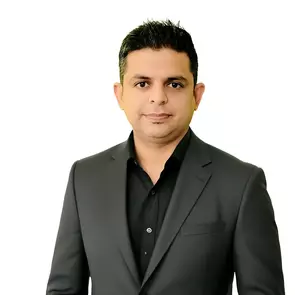 Pavan Narang, Windsor, Real Estate Agent