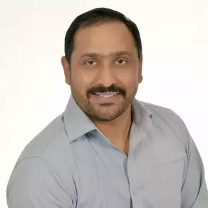 Pawan Khichi, Windsor, Real Estate Agent