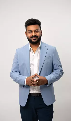Prudhvi Mallula, Mississauga, Real Estate Agent
