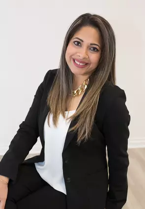Puja Aggarwal, Mississauga, Real Estate Agent