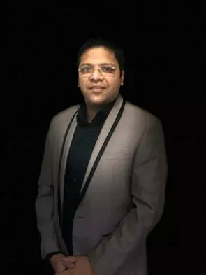 Raghvendra Bagla, Mississauga, Real Estate Agent