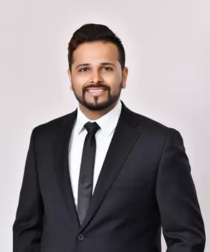 Rajan Acharya, Mississauga, Real Estate Agent