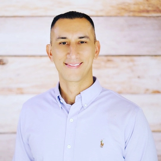 Raul Vela III, Austin, Real Estate Agent