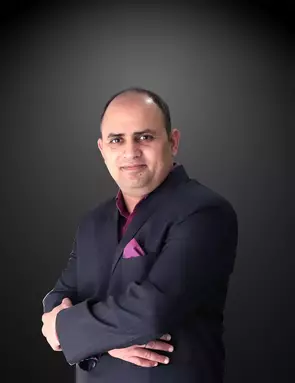 Ritesh Batra, Burlington, Real Estate Agent