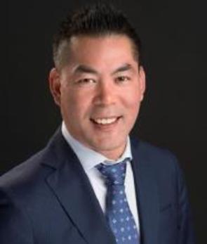 Robert Hum, Brossard, Real Estate Agent