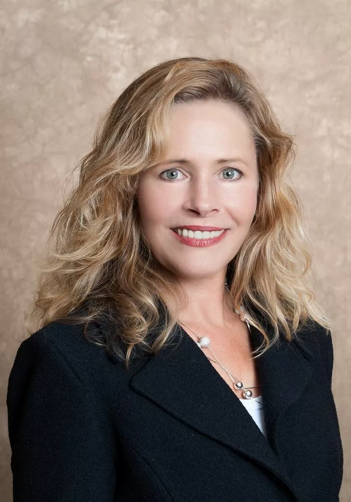 Robyn Ayala, Redmond, Real Estate Agent