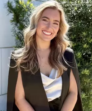 Ryann Lee, Mobile, Real Estate Agent
