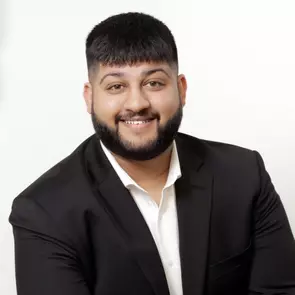 Saagar Gakhar, Abbotsford, Real Estate Agent