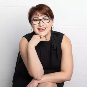 Saghar Darabnia, Oakville, Real Estate Agent