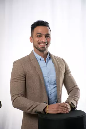 Sahil Grover, Winnipeg, Real Estate Agent
