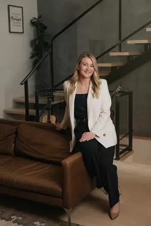Samantha Bath, Chilliwack, Real Estate Agent