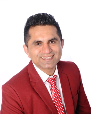 Sanjay Khunger, Surrey, Real Estate Agent