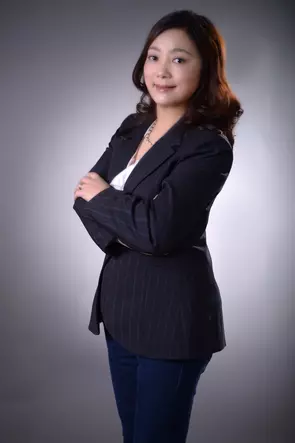 Sarah Qi, Toronto, Real Estate Agent