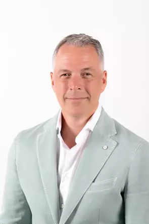 Shane Harrison, London, Real Estate Agent