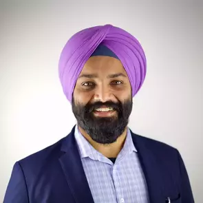 Sharanjeet Khasria, Mississauga, Real Estate Agent