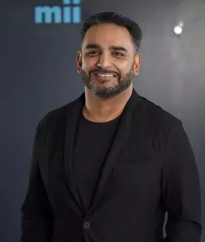 Shez Shaikh, Markham, Insurance Agent