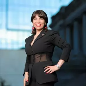 Shirin Saleh, Vancouver, Real Estate Agent