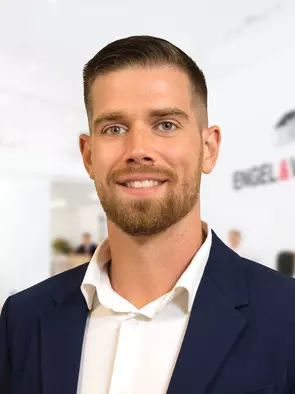 Simon Danis, Ottawa, Real Estate Agent