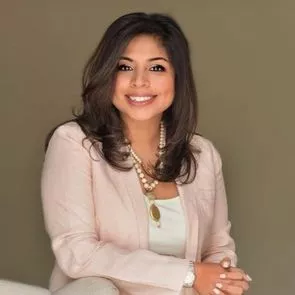 Soni Chachad, Hamilton, Real Estate Agent