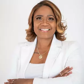 Sonya Williams, Beachwood, Real Estate Agent