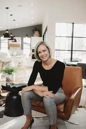 Sophie Klassen, Calgary, Real Estate Agent