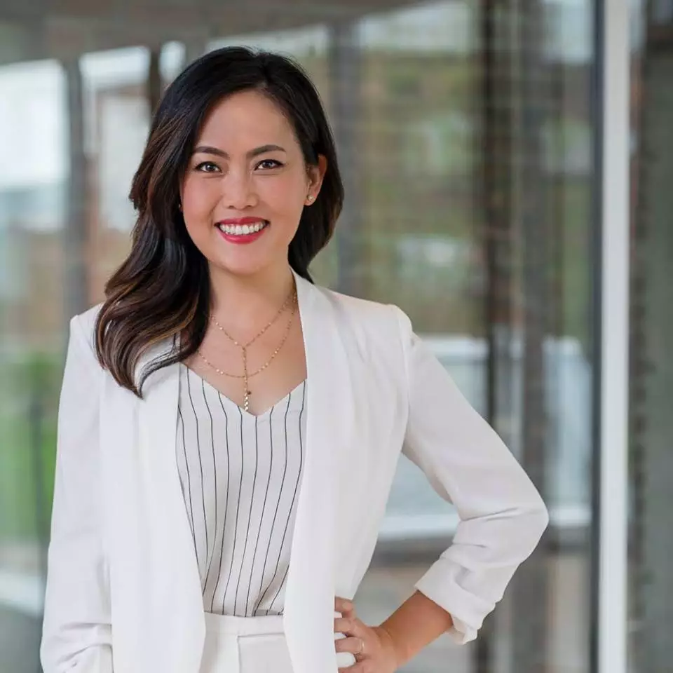 Sora Chung, Vancouver, Real Estate Agent