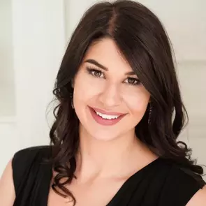 Sylvia Karlos, Hamilton, Real Estate Agent