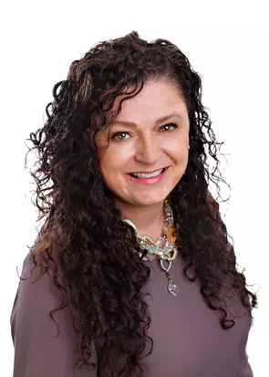 Tanya Smyk, Halifax, Real Estate Agent