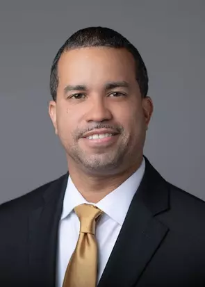 Tavis Navarro, Newark, Insurance Agent