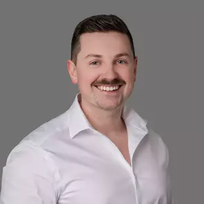 Tristan Klausat, Kamloops, Real Estate Agent