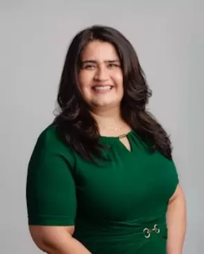 Trudy Maken, Victoria, Real Estate Agent