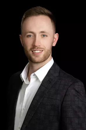 Tyler Hall, Winnipeg, Real Estate Agent