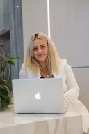 Ulyana Zvizhynska, Mississauga, Real Estate Agent