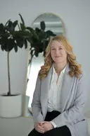Vanessa Mitchell, Oakville, Real Estate Agent