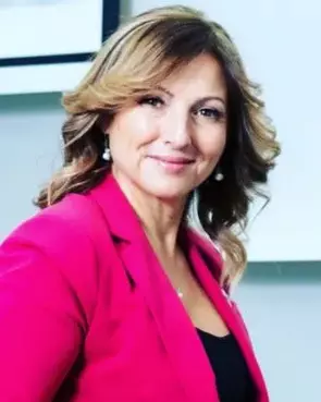 Veselka Naydenova, Montreal, Real Estate Agent