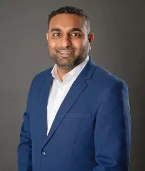 Vipul Rabari, Regina, Real Estate Agent