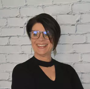 Wendy Featherstone, Burlington, Real Estate Agent