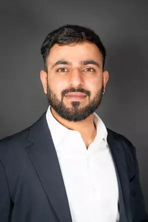 Yashu Kamboj, Brampton, Real Estate Agent