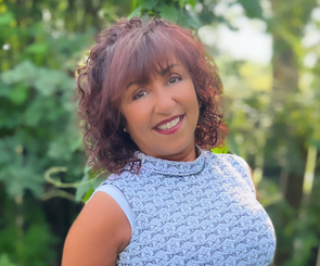 Yvette Nesry, Calgary, Real Estate Agent