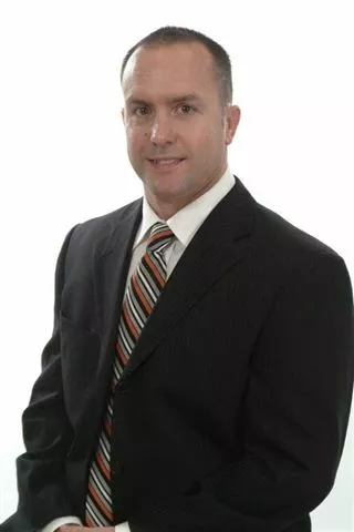 Malcolm Crooks, Fergus, Real Estate Agent