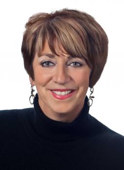 Michele Holmes, Sidney, Real Estate Agent