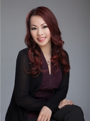 Miko Lau, Vancouver, Real Estate Agent