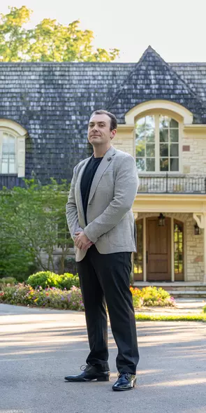 Shaun Shahbazi, Oakville, Real Estate Agent